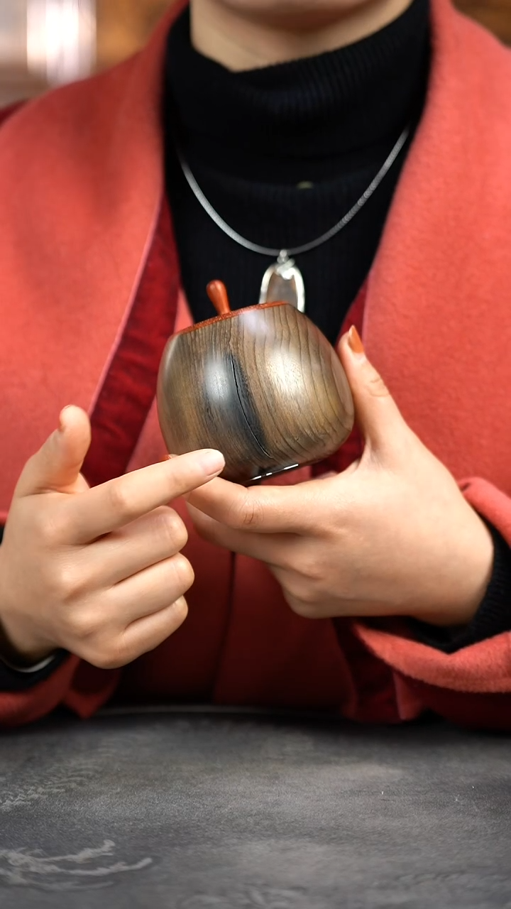 【闪购商品】金丝楠木雕原木精工茶仓醒茶罐微瑕247