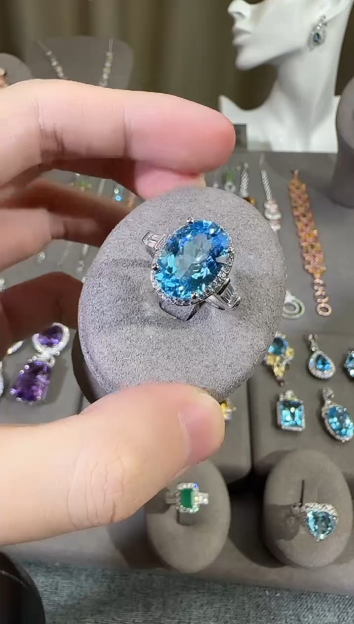 银S925镶嵌戒指托帕石10*14mm戒指蛋面设计款