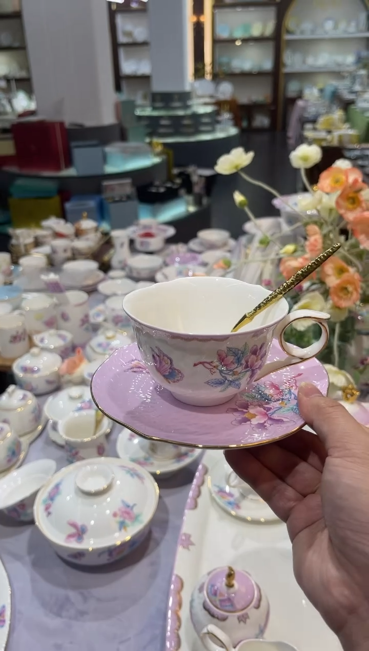 36%以上骨粉骨瓷杯碟