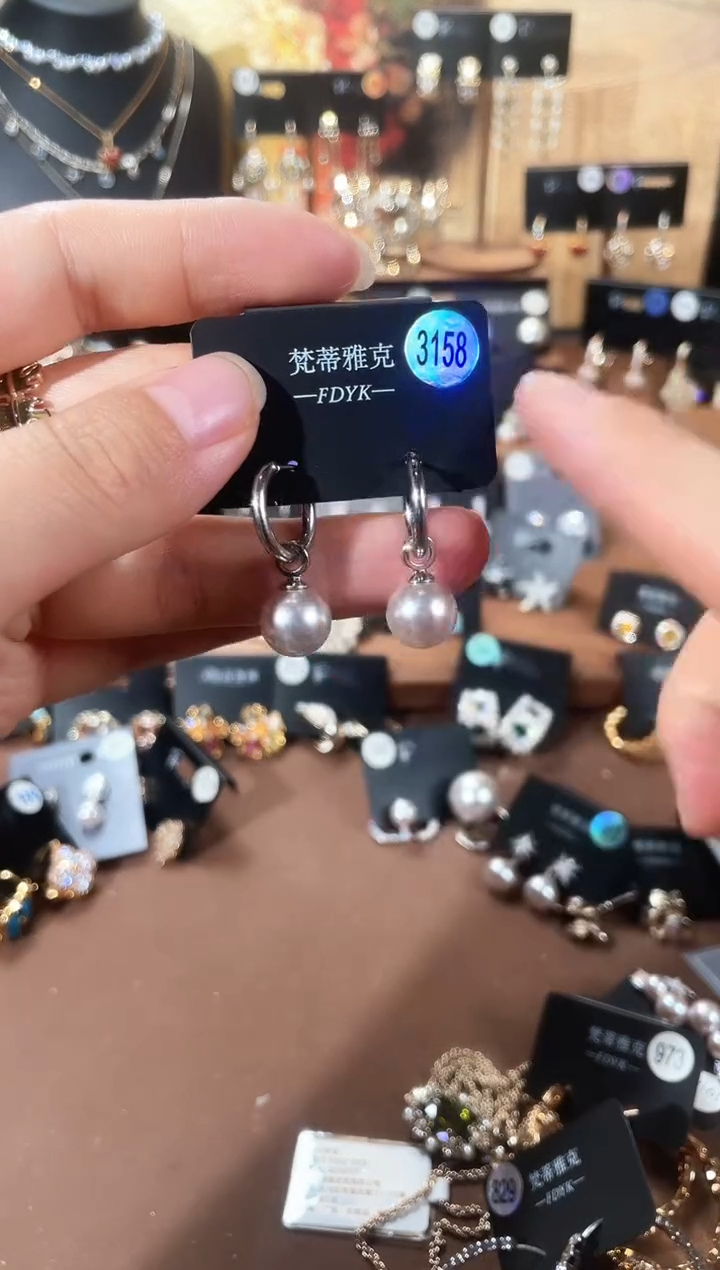 合金925银锆石梵3158