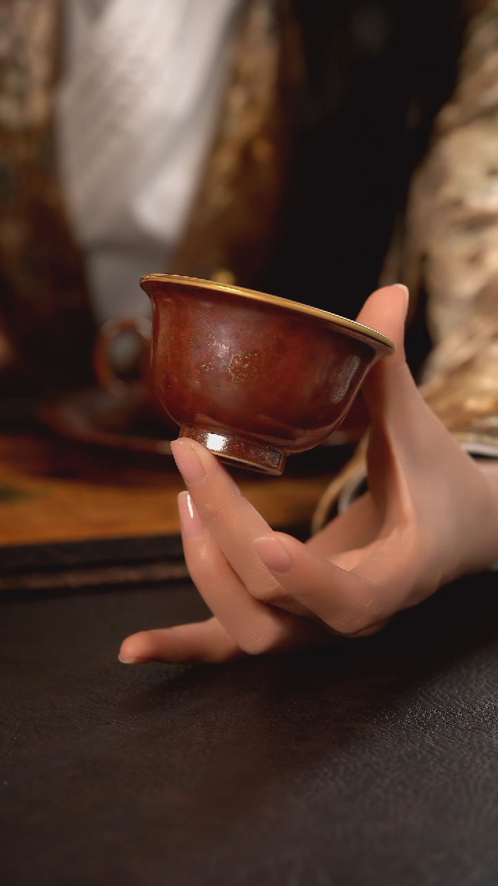【闪购商品】杯聚澜堂描金红金花釉大压手杯