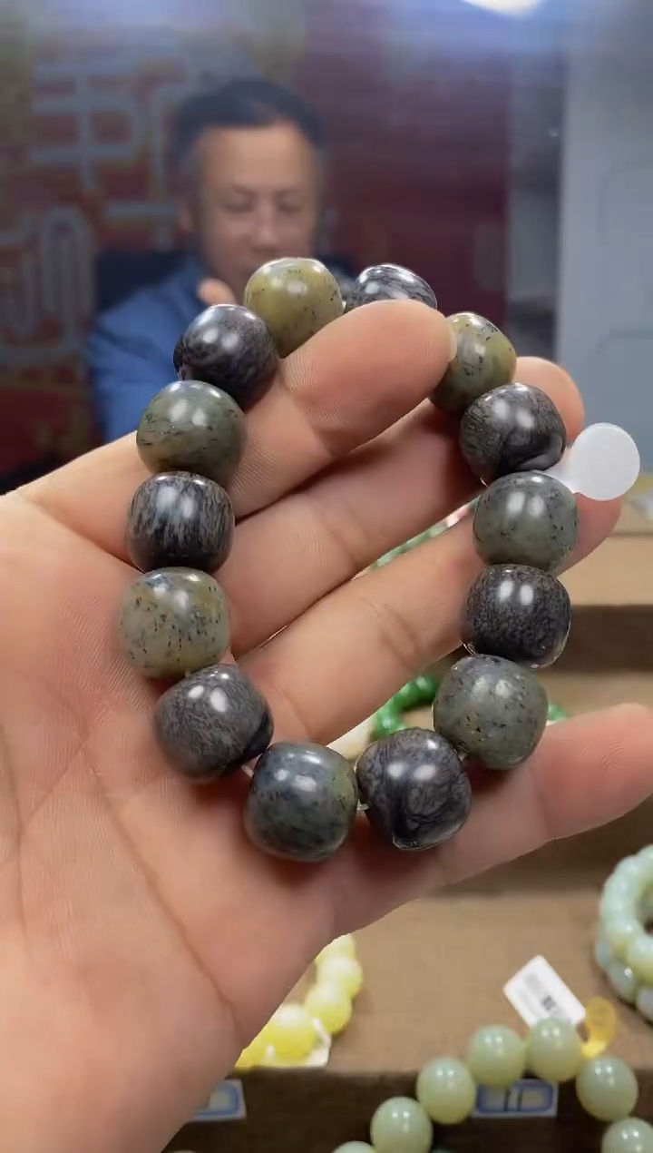 【闪购商品】和田玉手链未镶嵌，