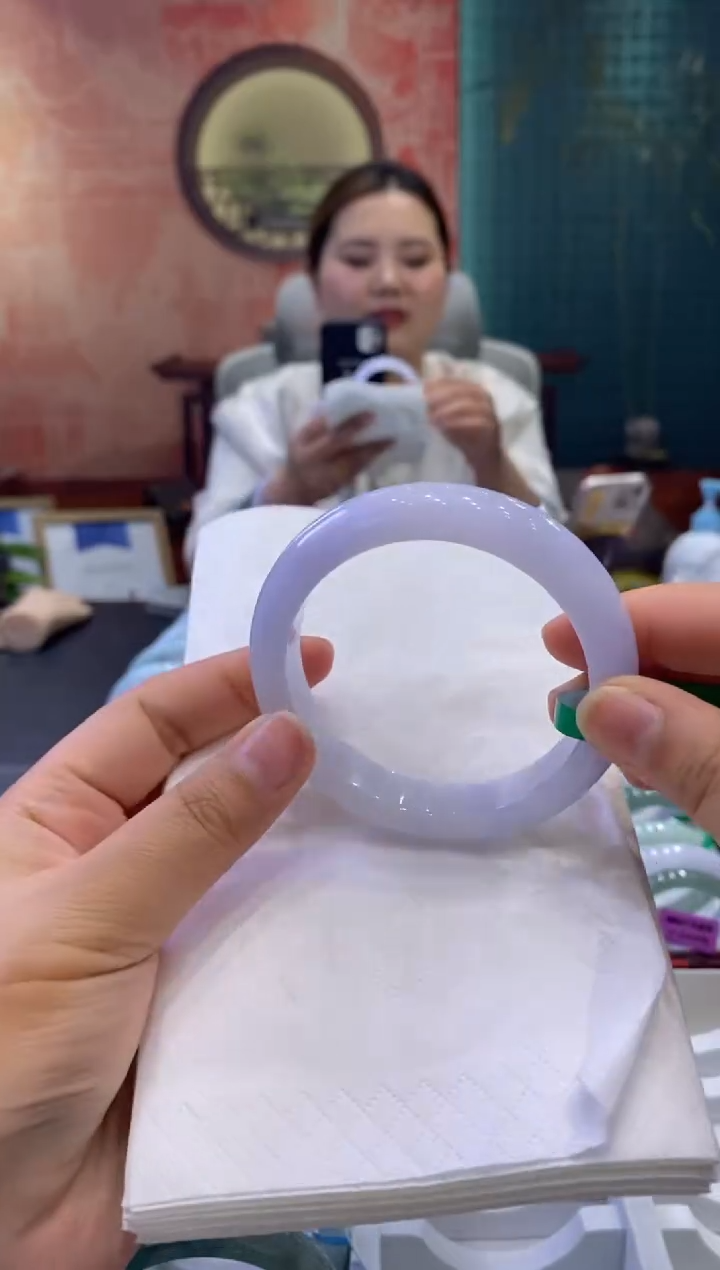 【闪购商品】翡翠手镯未镶嵌多人0008633