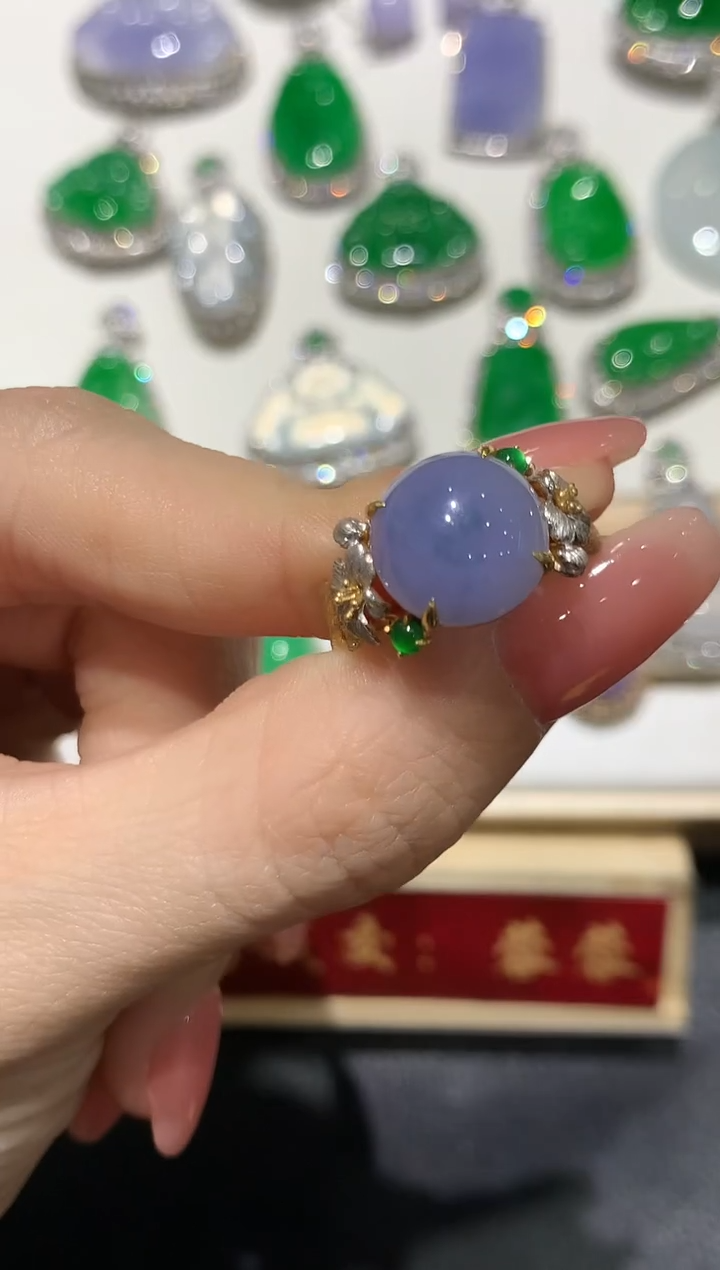 【闪购商品】翡翠吊坠(不含链)18K金镶嵌团购2