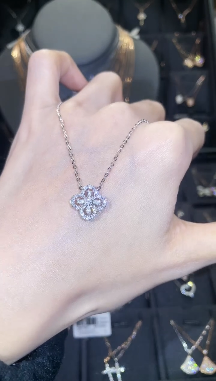 【闪购商品】钻石套链18K金镶嵌18K金白  多人 四叶草