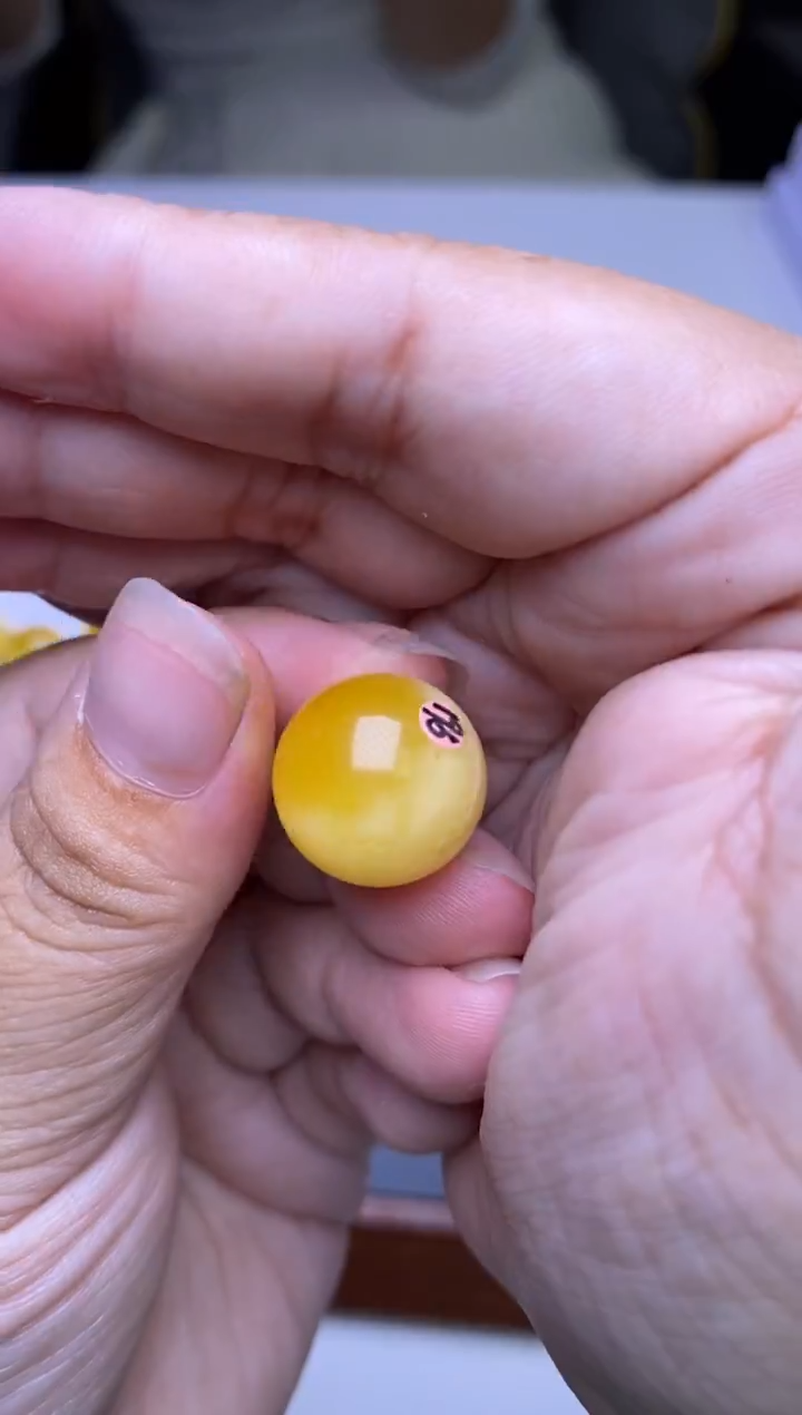 裸石琥珀未镶嵌大小姐珠宝严选130