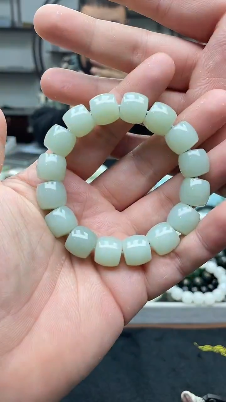 未镶嵌手串和田玉1*2新疆且末天空兰14有裂