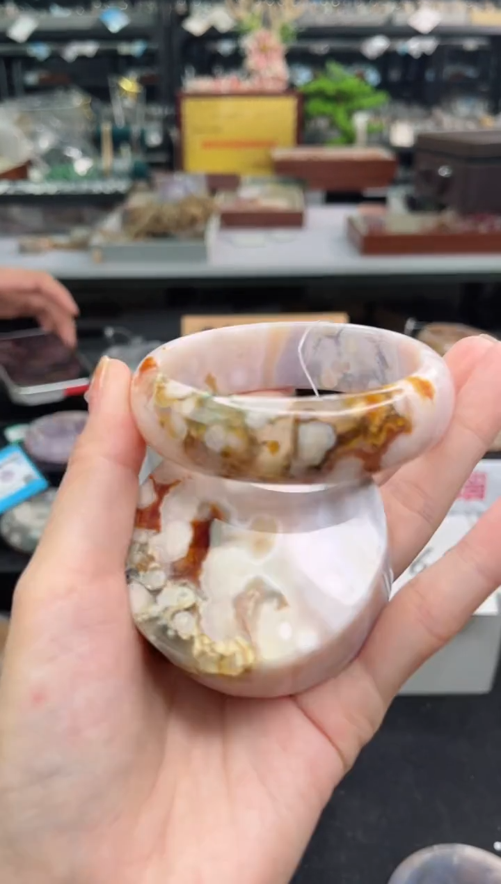 【闪购商品】石英质玉手镯未镶嵌61圈口（赠品镯心）1439059