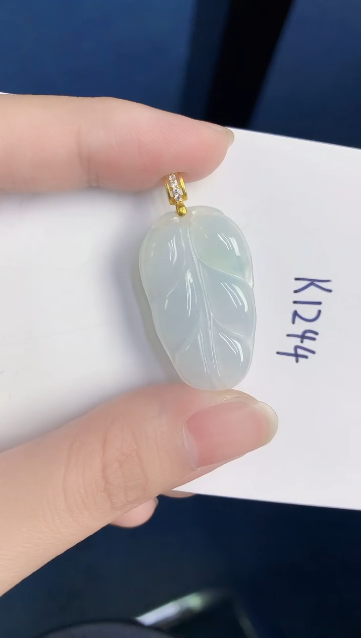 颈饰未镶嵌翡翠天然翡翠缅甸A货