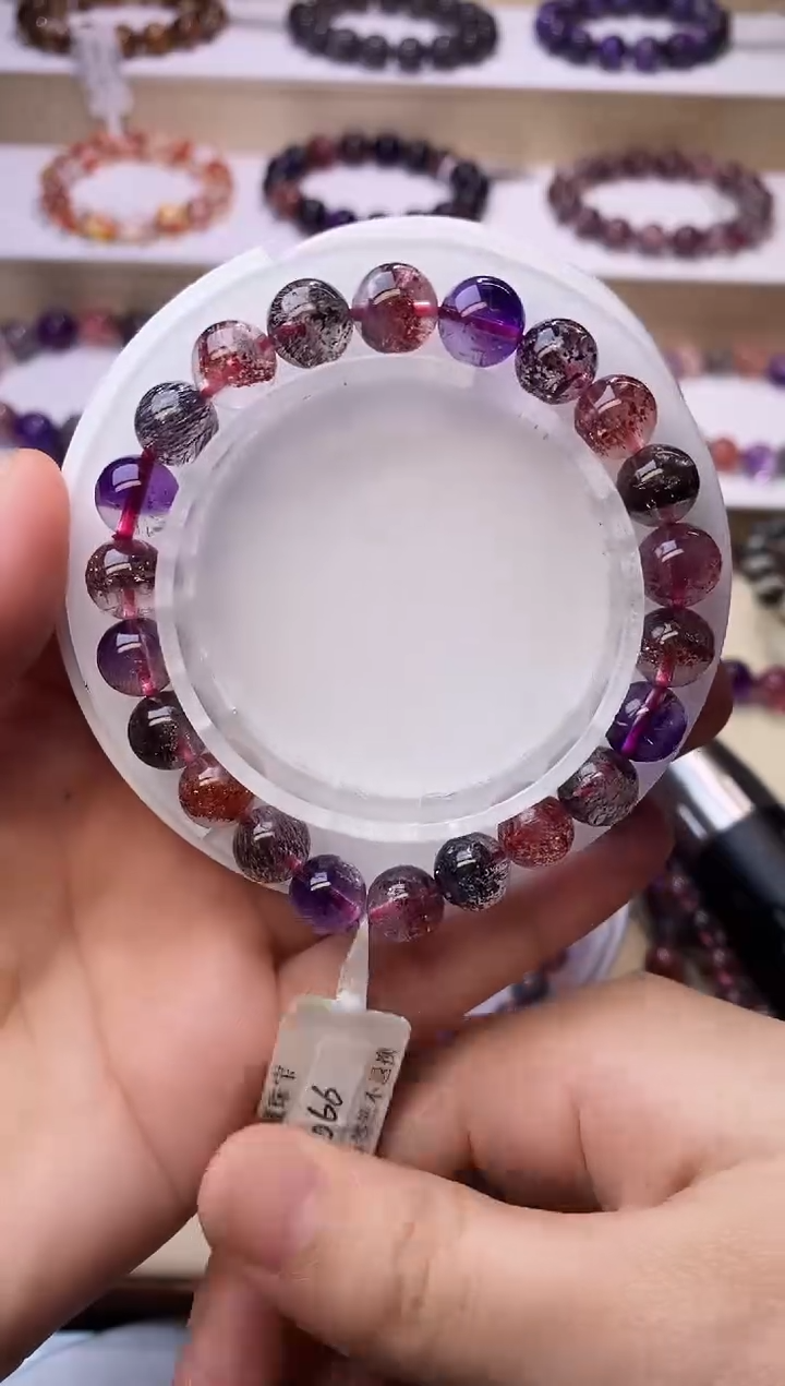 【闪购商品】水晶手链未镶嵌黑加仑超七9m+