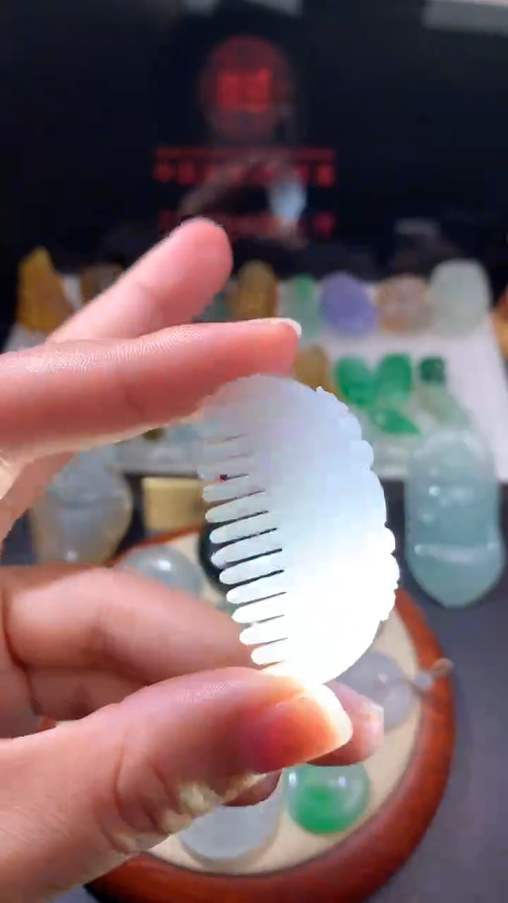 未镶嵌定制翡翠  
