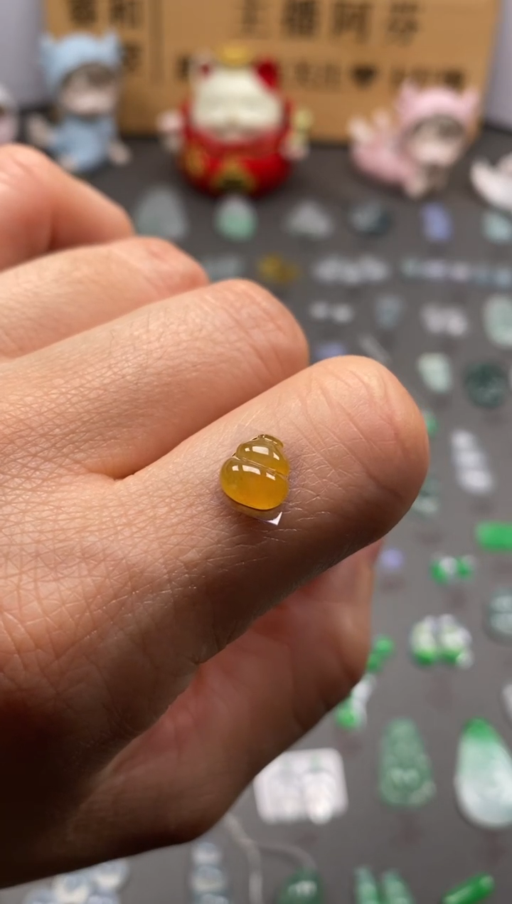 【闪购商品】翡翠颈饰未镶嵌冰黄翡葫芦/芬