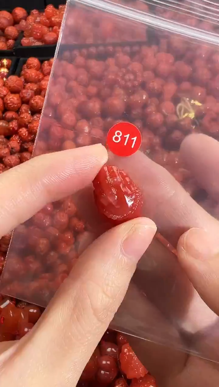 颈饰未镶嵌南红玛瑙1