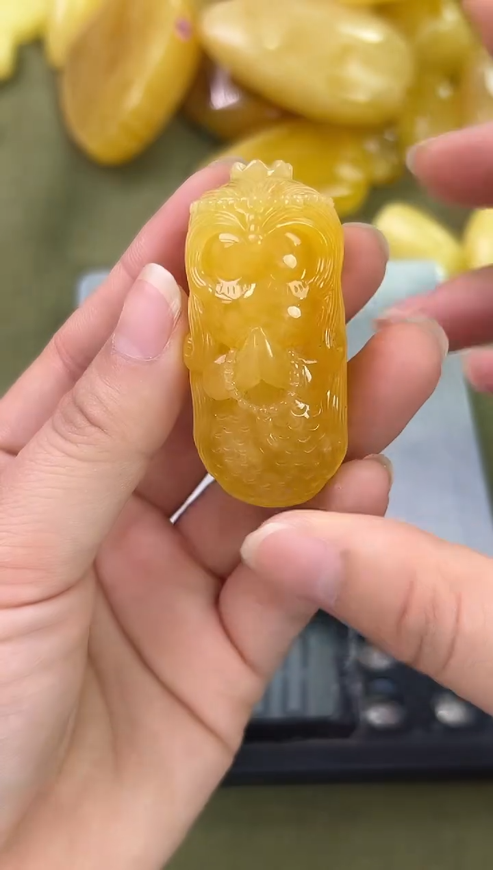 裸石琥珀未镶嵌琥珀蜜蜡吊坠