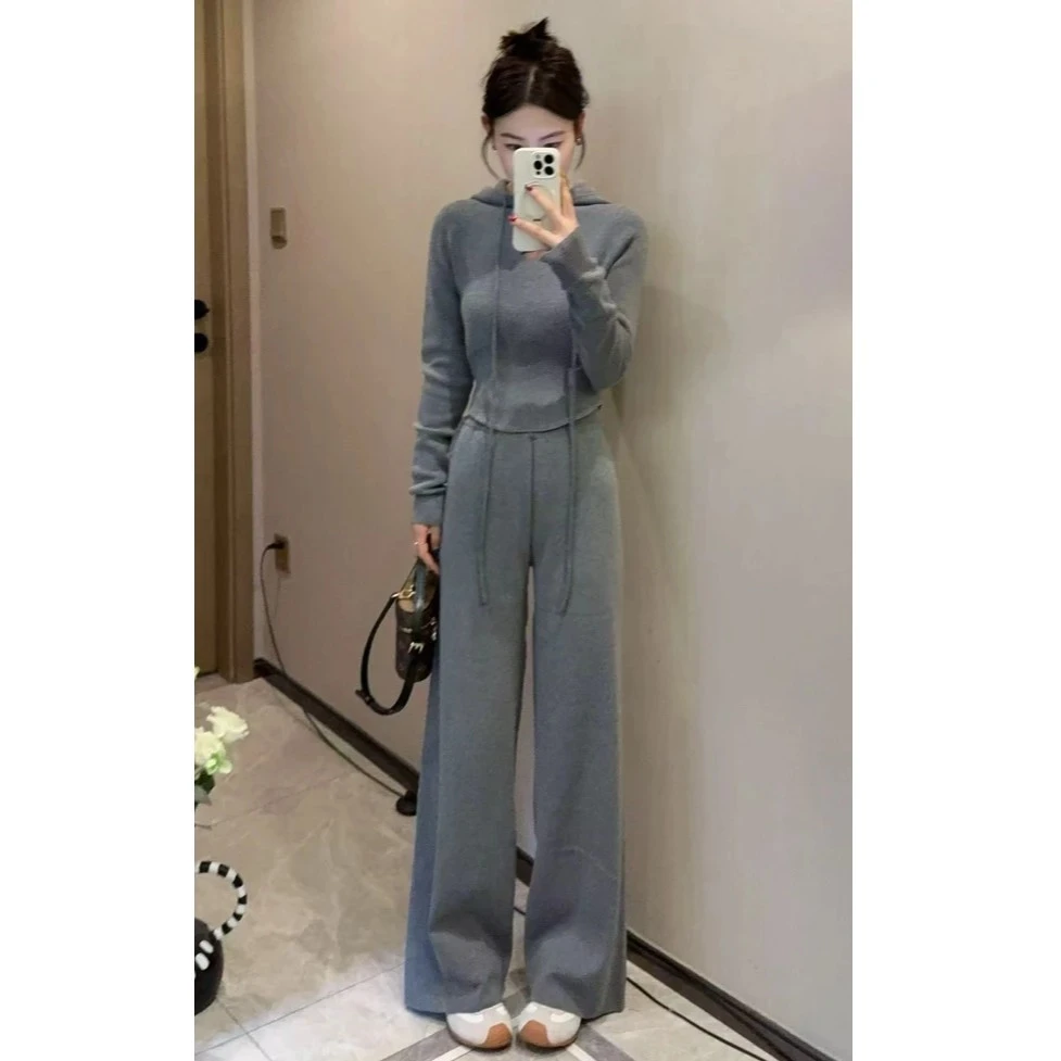 【杨二迪专属】羊毛混纺连帽针织卫衣女秋季2025新百搭时尚短款毛衣