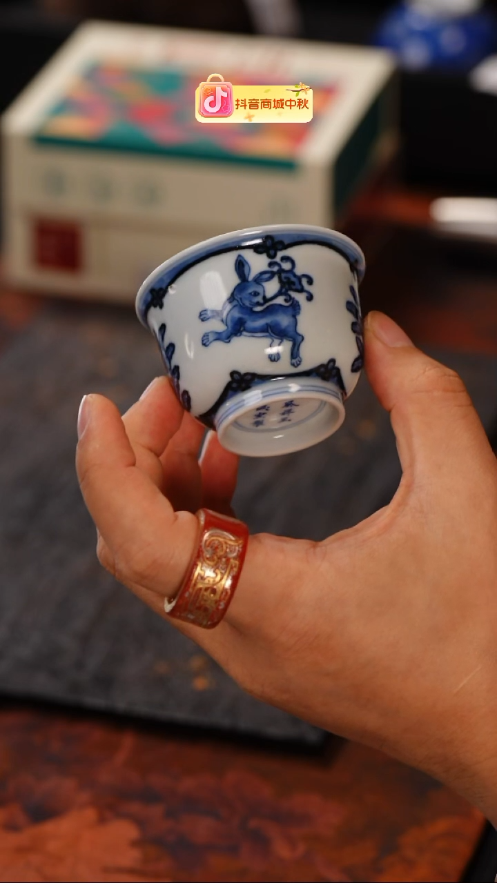 春风祥玉兔子小品杯@@cfxy270