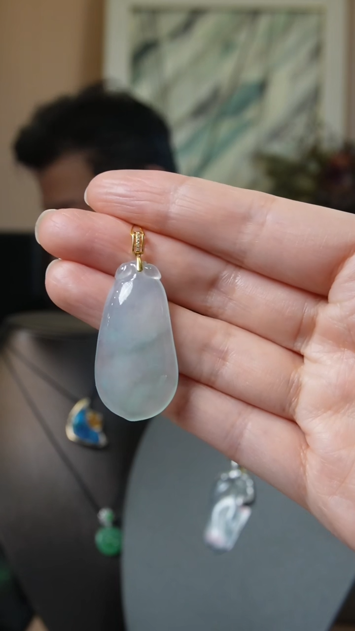 【闪购商品】翡翠吊坠(不含链)18K金镶嵌天然缅甸翡翠吊坠