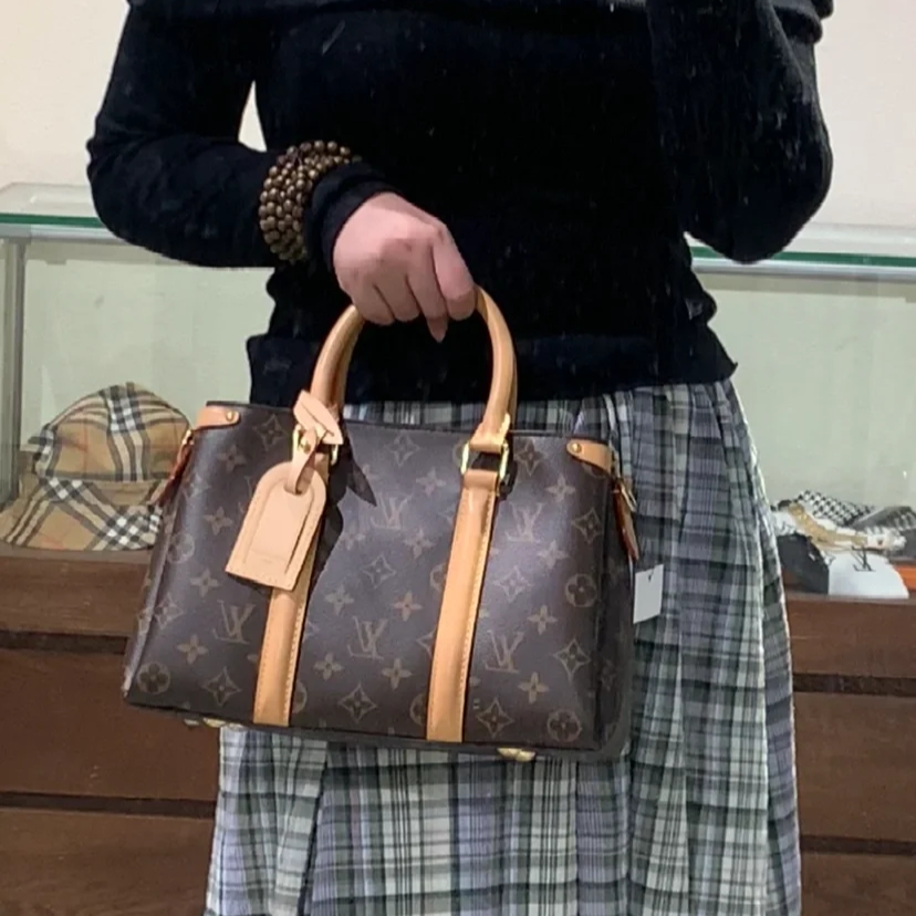 99新 LouisVuitton/路易威登 花花SOUFFLOT BB 老花 PVC 2019 