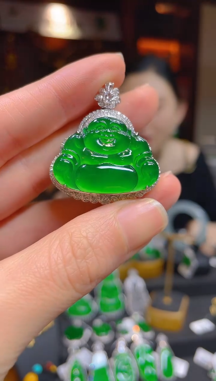 【闪购商品】翡翠颈饰18K金镶嵌121434天然A货翡翠佛公