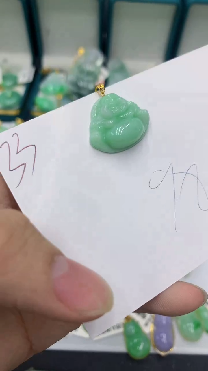 【闪购商品】翡翠颈饰18K金镶嵌翡翠