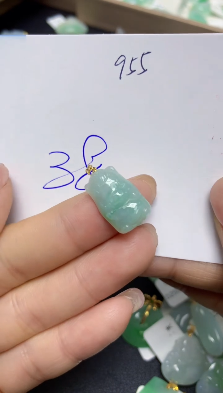 【闪购商品】翡翠挂件18K金镶嵌 天然翡翠A货