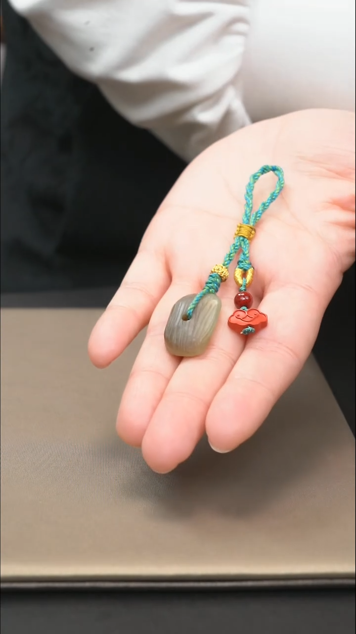 【闪购商品】和田玉（糖玉）颈饰未镶嵌包挂