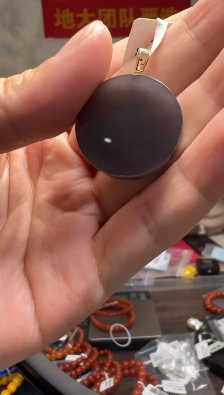 吊坠(不含链)18K金镶嵌和田玉和田玉烟紫意境无事牌18K金吊坠