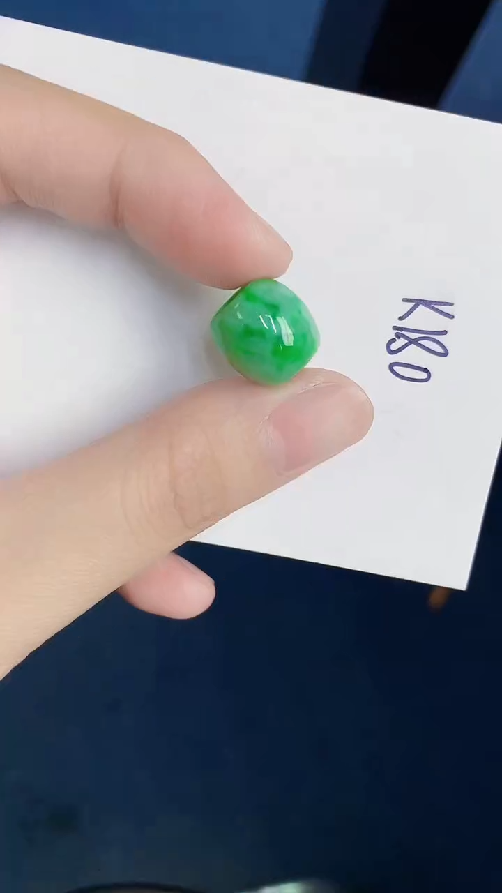 颈饰未镶嵌翡翠天然翡翠缅甸A货