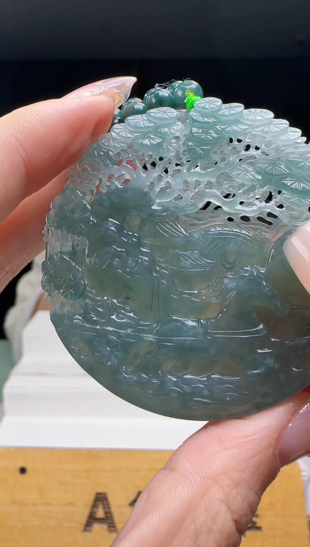 【闪购商品】翡翠吊坠(赠链)未镶嵌MM@@WS1WX28399