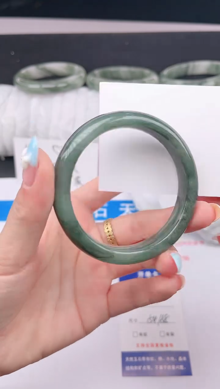 石英质玉手镯未镶嵌39-54/55