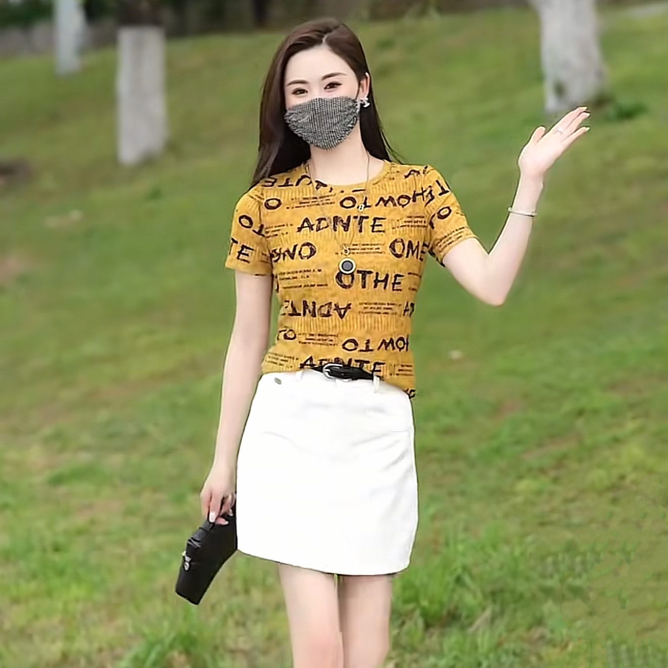 字母印花圆领短袖夏季2025新款时尚百搭休闲女装洋气显瘦t恤上衣