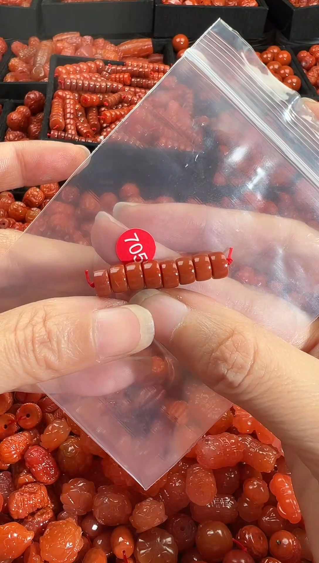 颈饰未镶嵌南红玛瑙1