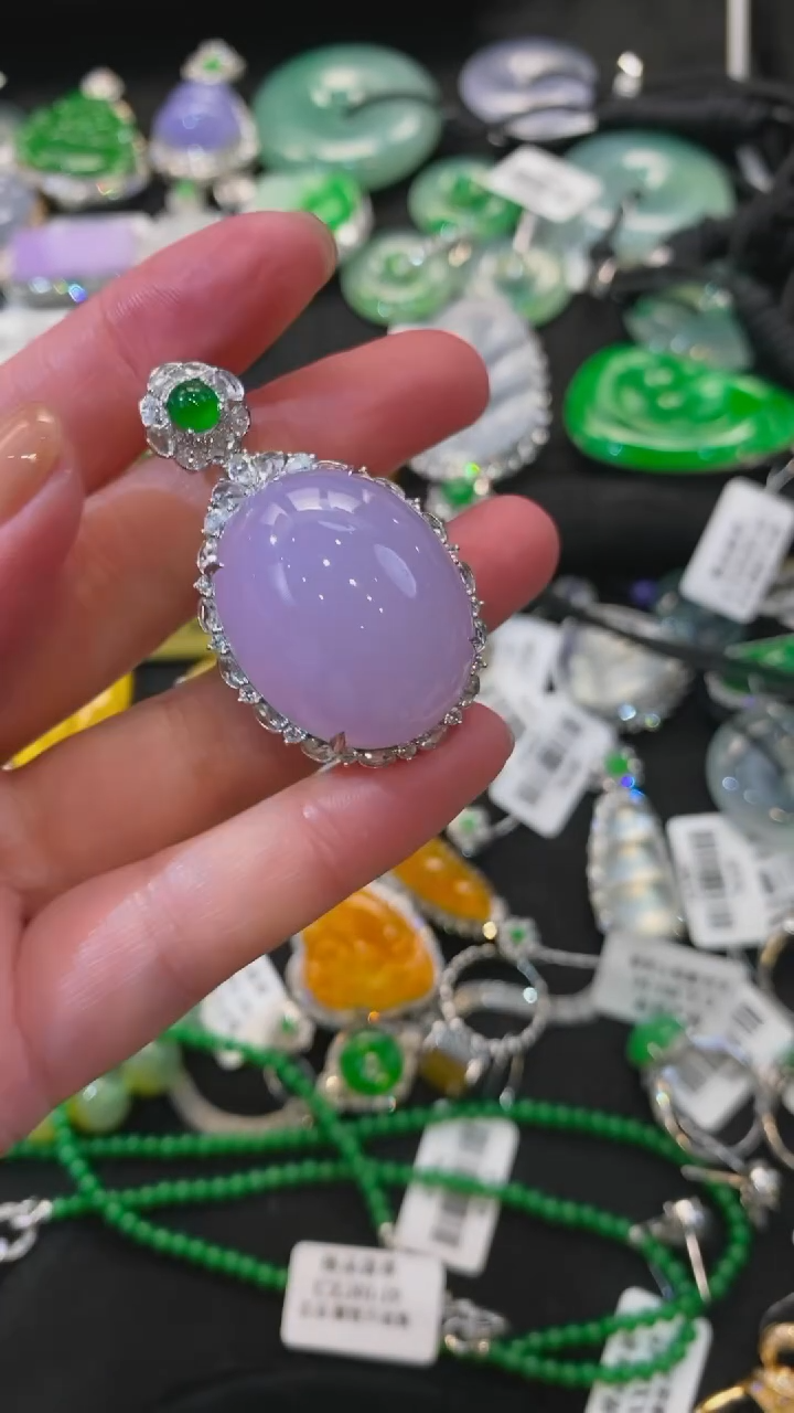 【闪购商品】翡翠颈饰未镶嵌紫鸽子蛋吊坠