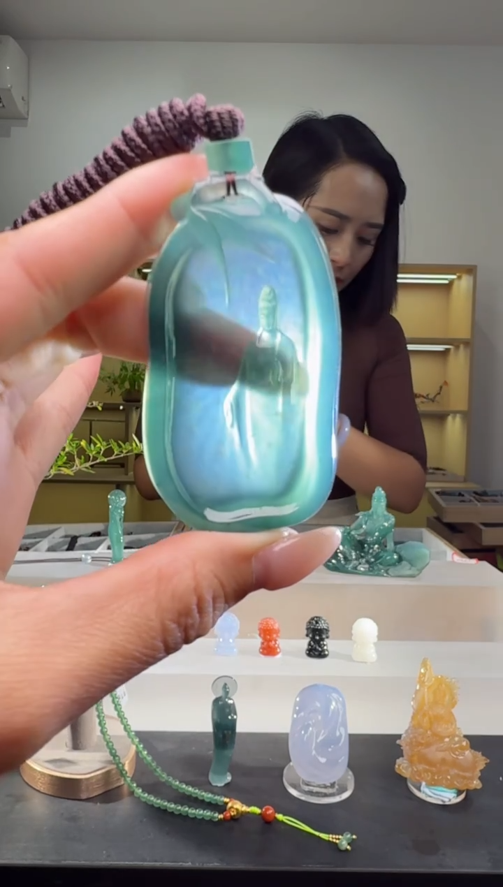 吊坠(不含链)未镶嵌翡翠观音