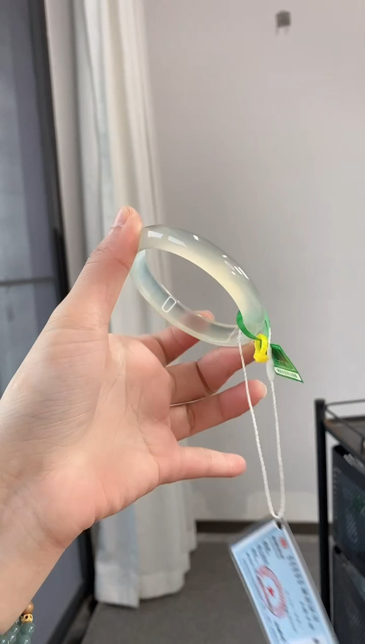 【闪购商品】玛瑙/玉髓手镯未镶嵌57-58圈
