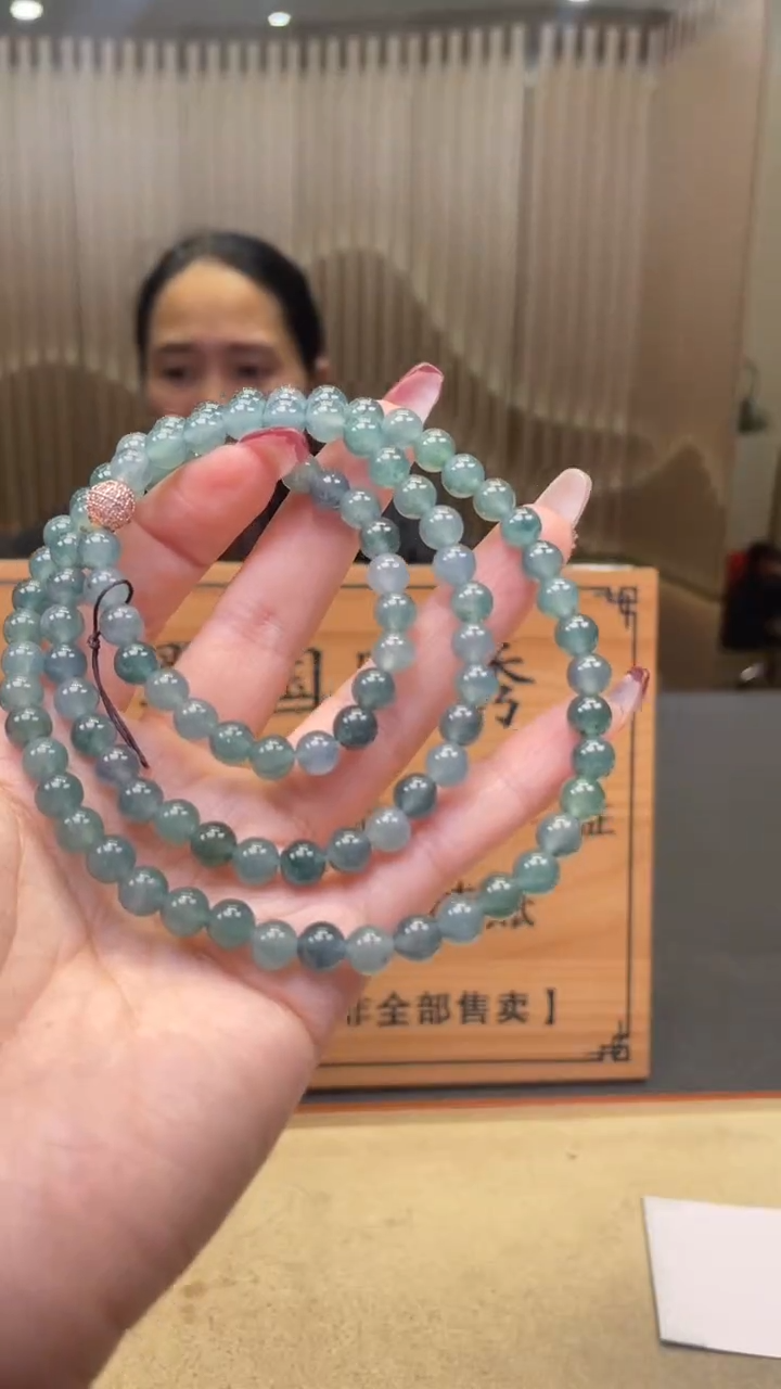 【闪购商品】定制翡翠未镶嵌多样性发货 (只发一件) *A32