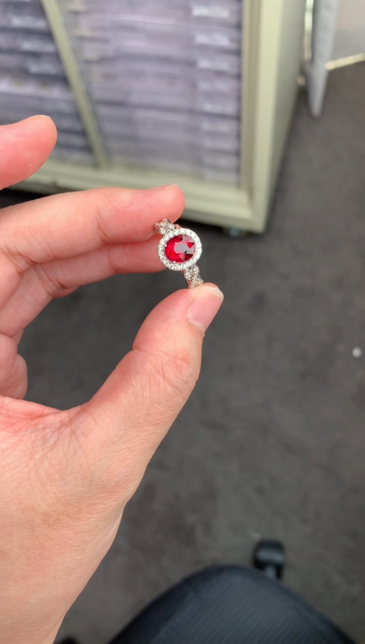 【闪购商品】碧玺戒指18K金镶嵌1.4ct卢比莱戒指