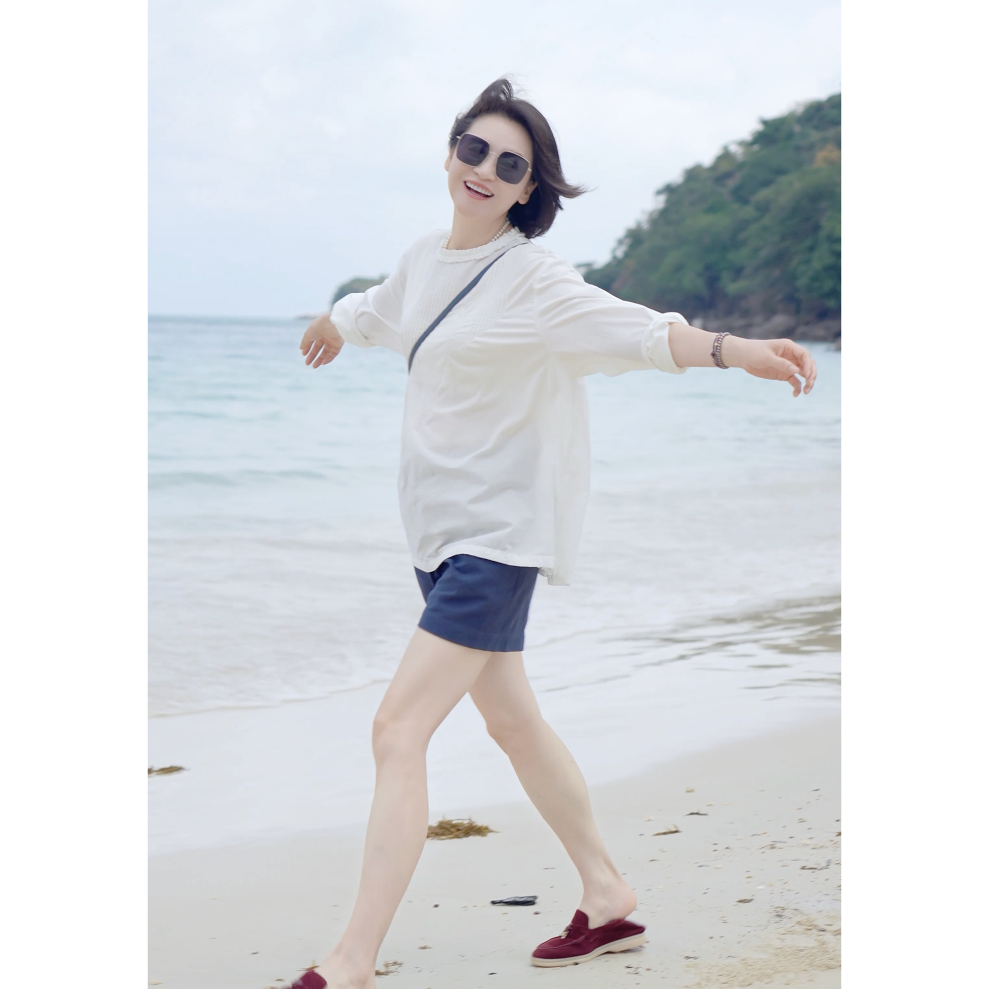 我是摩羯 奶油蛋糕 60支100棉压褶刺绣时尚夏花边领衬衫