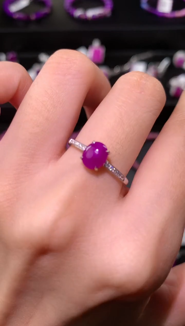 【闪购商品】苏纪石（舒俱来）.18K金镶嵌舒俱来戒指