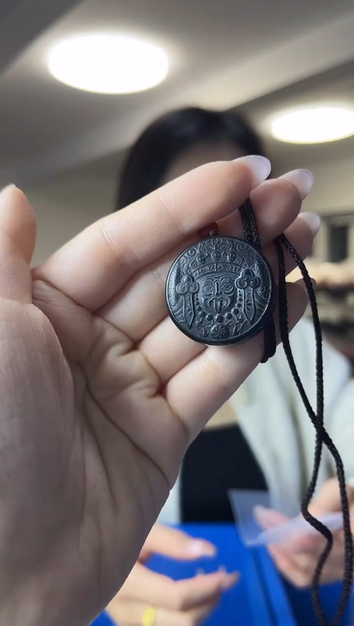 颈饰未镶嵌和田玉（多样性发一件）