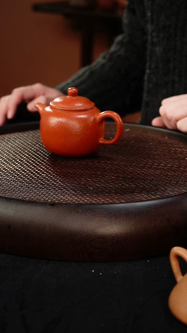 茶壶紫砂跑尊 鱼籽朱泥