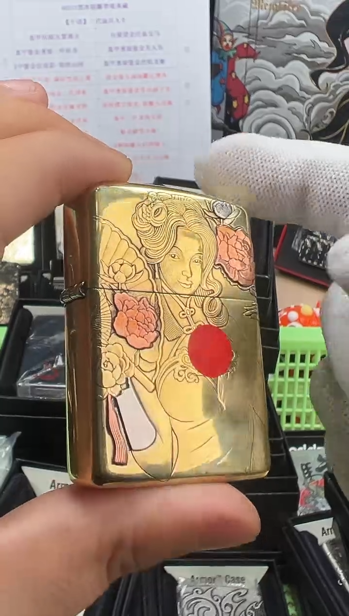 铜黄铜盔甲-性感艺伎