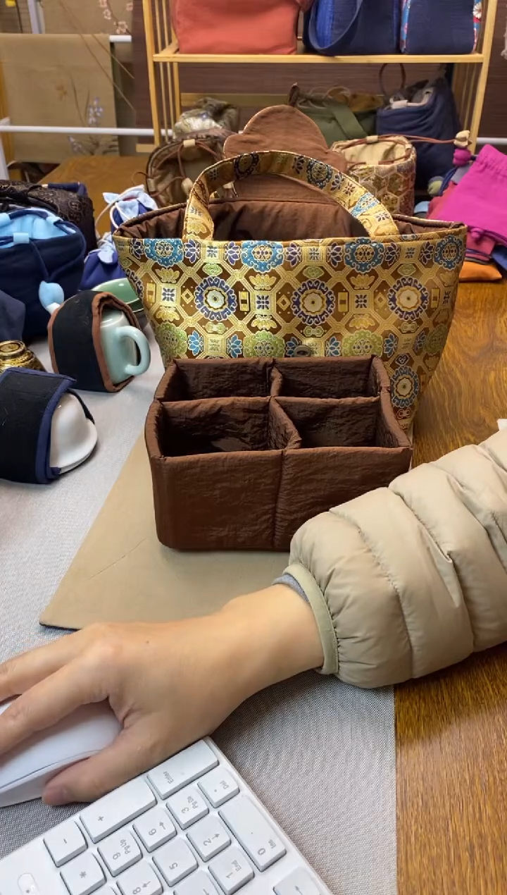 花布织锦双手提+四格内胆