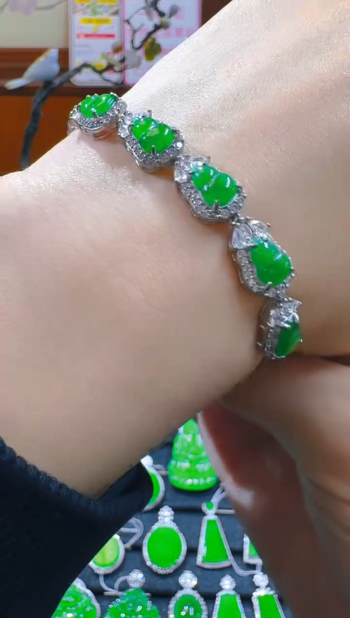 【闪购商品】翡翠手链未镶嵌天然a货翡翠