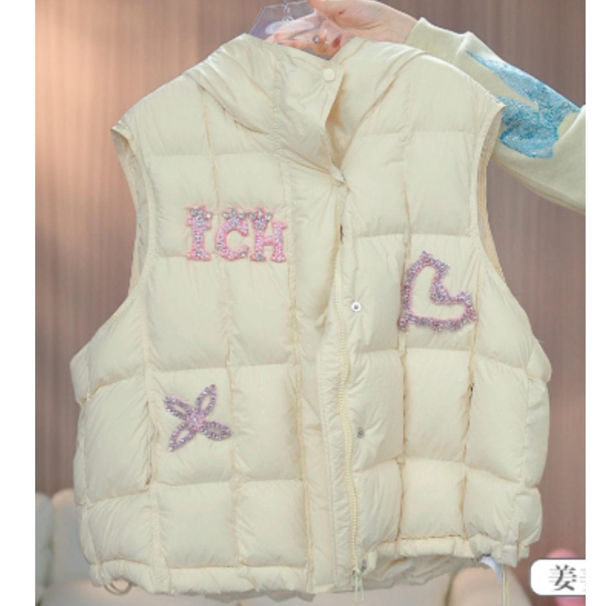 TCH私服秋冬氛围感烫钻时尚淑女黄色羽绒马甲T75C25E5000轻奢tch