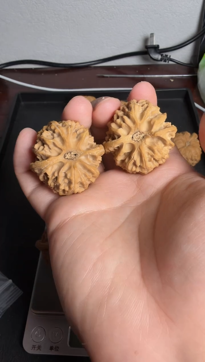 吊坠文玩核桃40尺全品苹果园