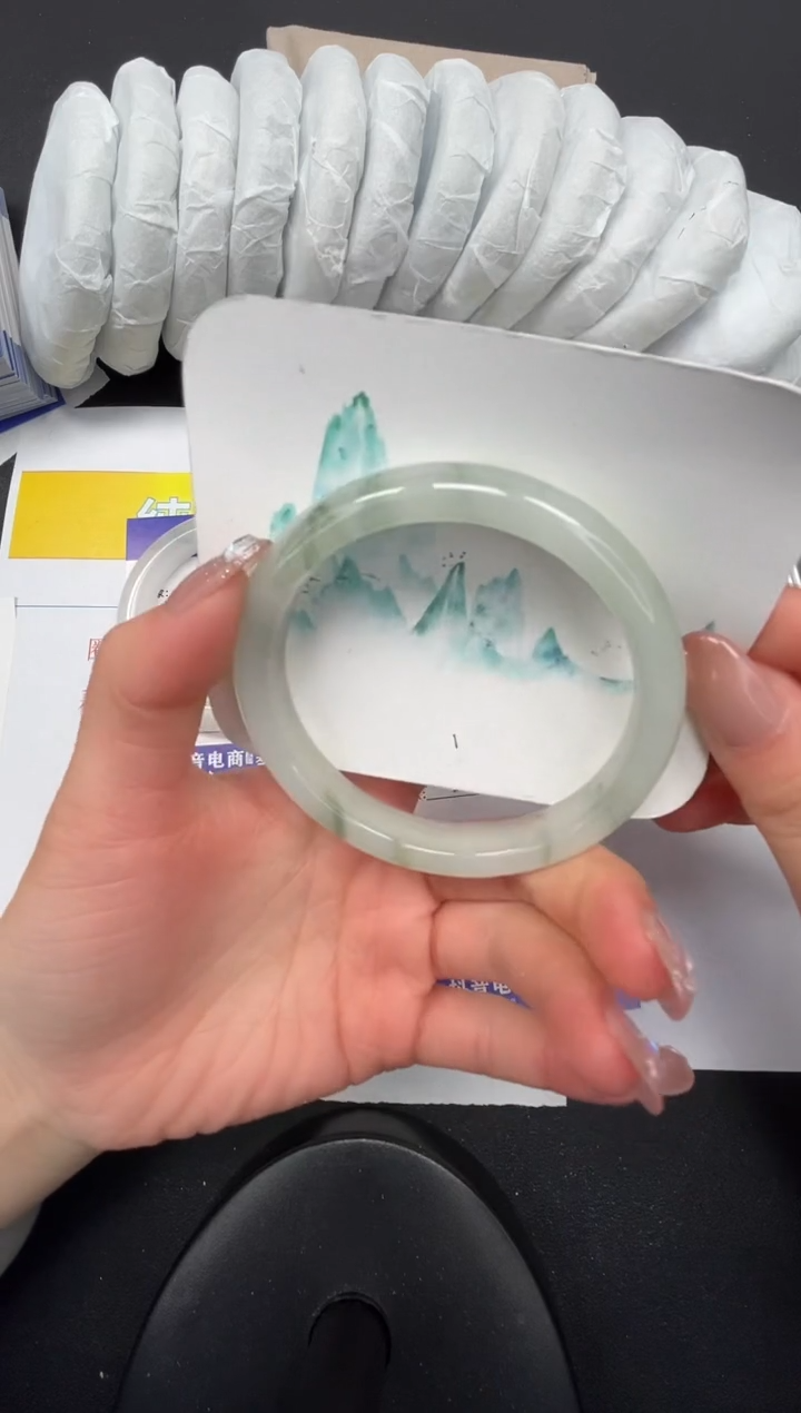 【闪购商品】石英质玉手镯未镶嵌3-63.2