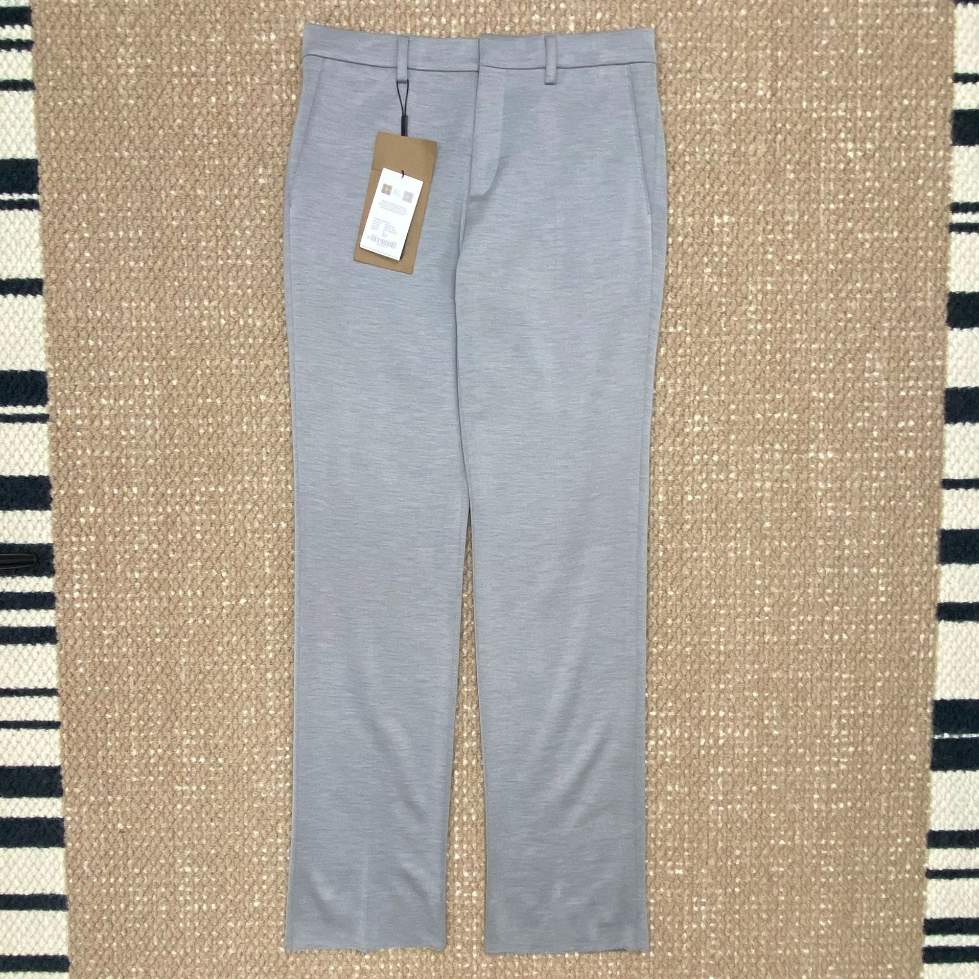 未使用 BURBERRY/博柏利 男士经典浅灰色羊毛舒适百搭直筒休闲裤