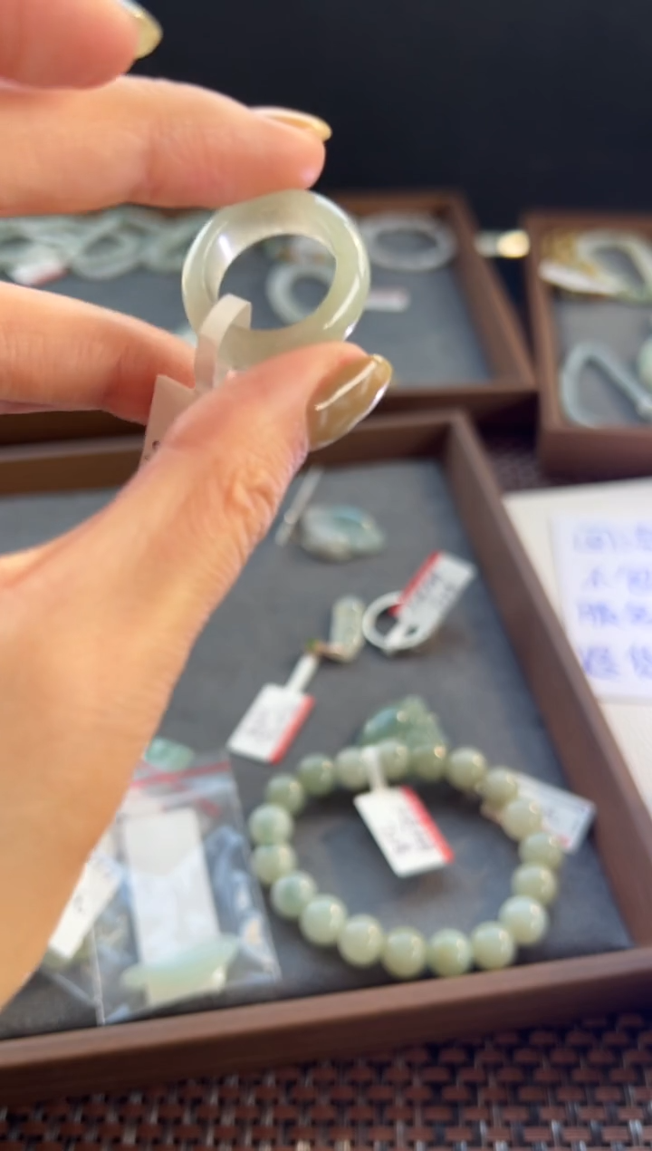 【闪购商品】翡翠颈饰18K金镶嵌673号14号