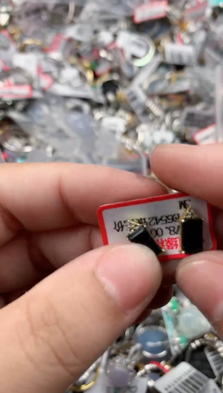 银S925镶嵌戒指翡翠777           6